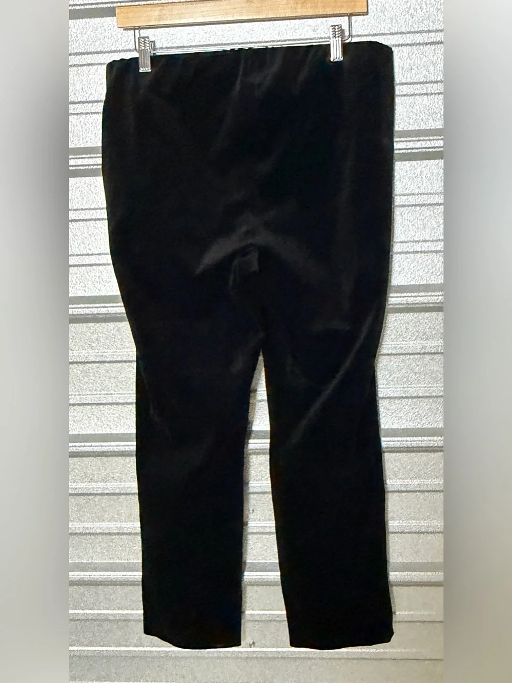 Vince black velvet pants L